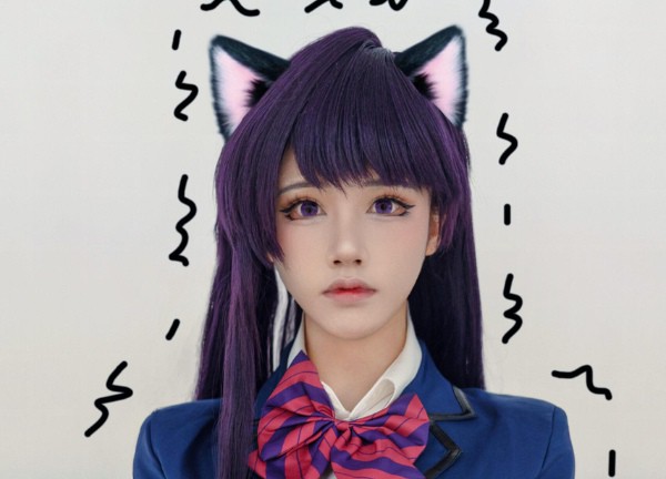 Mê mẩn loạt ảnh cosplay nàng waifu "im thin thít" Komi-san siêu đẹp