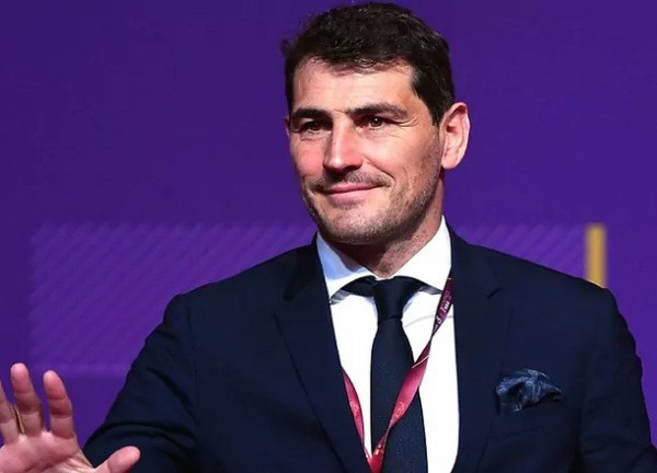 Casillas lại bị đồn yêu nữ phóng viên