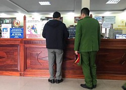 Công an khám xét trụ sở trung tâm đăng kiểm 3701S ở Nghệ An