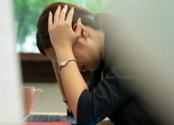 Đang yên lành, anh tôi bỗng đòi ly hôn vợ