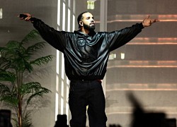 Drake tràn đầy năng lượng tại buổi hòa nhạc trước Super Bowl