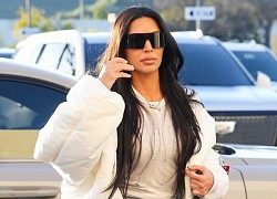 Kim Kardashian giản dị đến xem con trai đấu bóng rổ