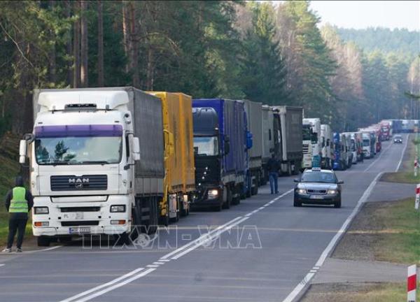 Leo thang căng thẳng giữa Belarus và Ba Lan