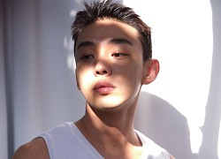 "Ảnh đế" Yoo Ah In có nhiều biểu hiện không bình thường trong buổi phỏng vấn hồi năm 2021?