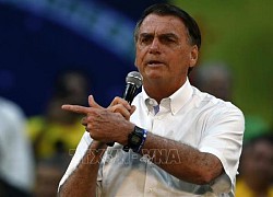 Cựu Tổng thống Brazil Jair Bolsonaro về nước để tham gia chính trường