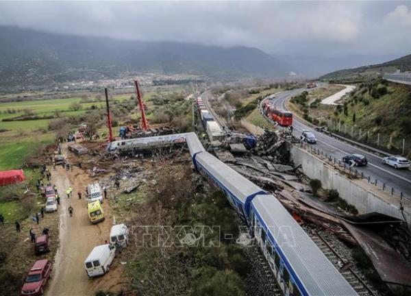 Thủ tướng Hy Lạp xin lỗi gia đình các nạn nhân vụ tai nạn đường sắt