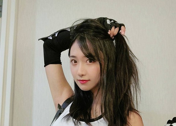 Livestream ngoài đường, nữ streamer hốt hoảng vì bị dàn cảnh cướp giật