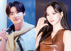 Lee Jong Suk lộ bằng chứng yêu IU sâu đậm