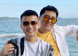 Gặp được trai đẹp, anh chàng chia tay bạn gái, bước vào mối tình LGBT