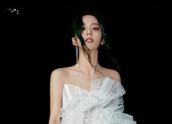 Jisoo mỗi lần nhá hàng sản phẩm solo đều khiến người hâm mộ sốc visual