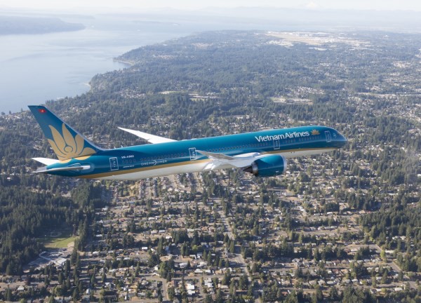 Vietnam Airlines lên tiếng việc 3 tiếp viên xách ma túy về nước