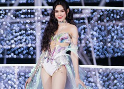 Cô gái Khmer cao 1m77 catwalk trong nhà, đôi chân đẹp đánh bật cả "chánh cung" Hoa hậu Việt Nam