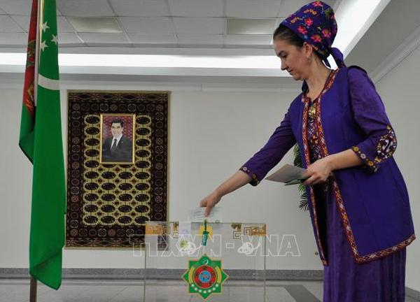 Turkmenistan lần đầu tiên bầu cử quốc hội dưới quyền tổng thống mới