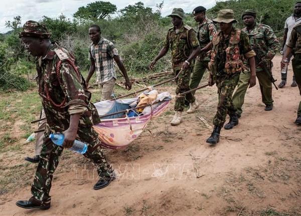 Theo giáo phái nhịn ăn, trên 100 người Kenya chết đói