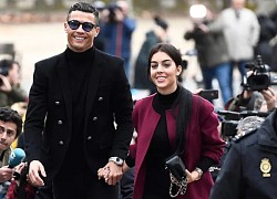 Bạn gái thừa nhận choáng ngợp trước vẻ đẹp trai của Ronaldo, tối chỉ cần ngắm là ngủ ngon