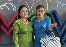 Mẹ chồng bán vàng trả nợ hộ con dâu, làm nhân viên không lương để phụ