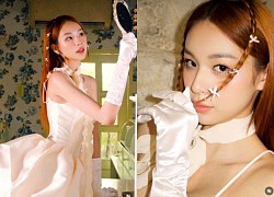 Tiểu thư Hà thành khoe "báu vật" hình thể với phong cách lolita hững hờ