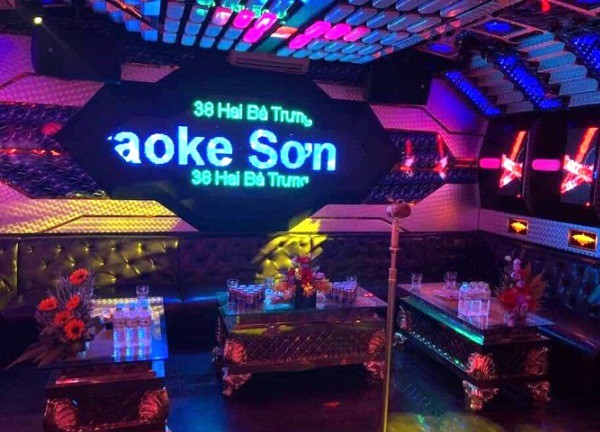 Quán karaoke bị tạm đình chỉ vẫn lén lút hoạt động