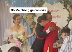 Đám cưới đặc biệt ở Phú Thọ: Mẹ chồng đích thân gả con dâu đi, em chồng hỏi một câu gây xúc động