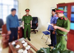 Bắt giam hiệu trưởng về hành vi dâm ô đối với 2 em học sinh lớp 9