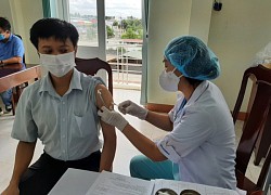 Đắk Lắk: 15 học sinh nhiễm Covid-19, tỉnh triển khai tiêm vắc xin diện rộng