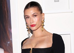 Hailey Baldwin trải lòng về khoảng thời gian "buồn và khó khăn" sau ồn ào với Selena