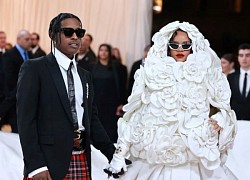 Rihanna đi muộn hơn 2 tiếng vẫn trở thành "trùm cuối" thảm đỏ Met Gala