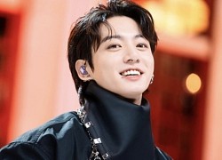 Nam thần Jungkook (BTS) 'gây bão' trên TikTok với loạt video triệu view