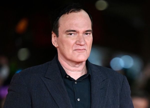 Quentin Tarantino bị tố chi 10.000 USD thuê vũ công thoát y thỏa mãn sở thích 'quái dị'