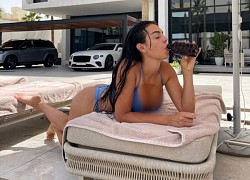 Vợ chưa cưới Ronaldo gây choáng váng bởi bộ bikini mỏng manh