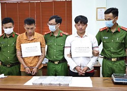 Bắt quả tang 2 thanh niên mua bán 16 bánh heroin