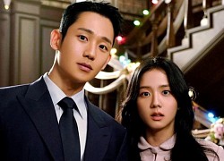 Xuất hiện bằng chứng Jisoo (BLACKPINK) và tài tử Jung Hae In hẹn hò lãng mạn, cả hai còn đích thân để lộ?