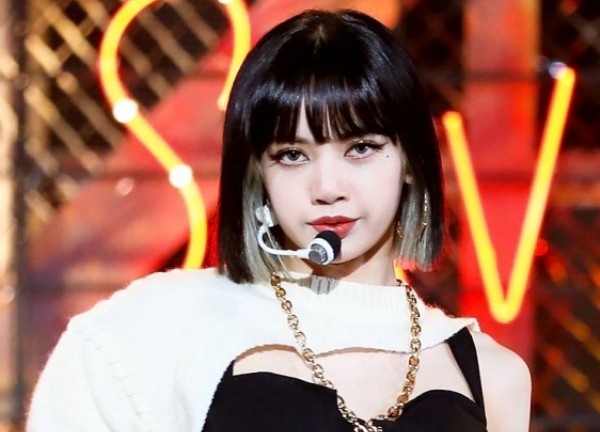 Lisa (Black Pink) ẵm gọn thêm hai kỉ lục Guinness của thế giới với ca khúc Lalisa