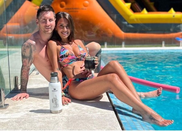 Lộ bí kíp giữ lửa tình của vợ Messi