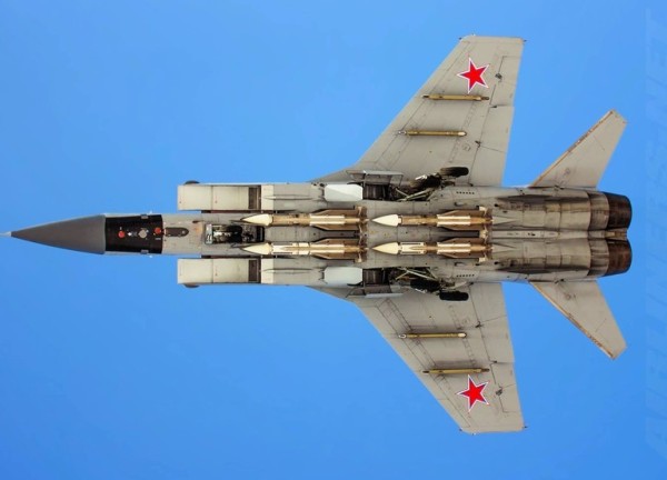 Phi công Ukraine nói Su-35 Nga là đối thủ lớn nhất, đáng sợ hơn cả MiG-31, vì sao?