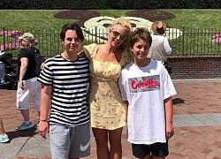 Britney Spears bị con trai từ chối gặp vì nghiện đăng ảnh nhạy cảm lên mạng