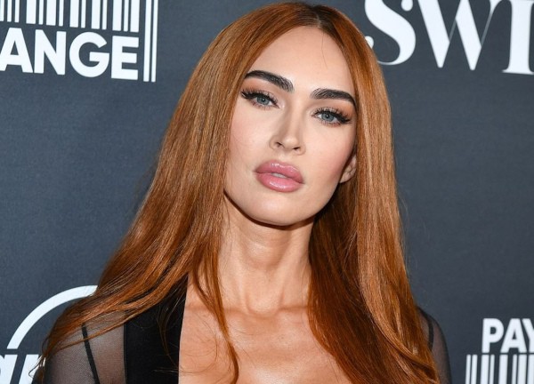 'Bom sex' Megan Fox xuất hiện bên tình trẻ giữa tin đồn chia tay