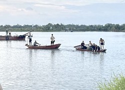 Cùng bạn đi tắm sông, nam sinh đuối nước tử vong