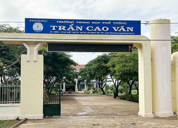 Thua chứng khoán, Thủ quỹ chiếm đoạt hơn 450 triệu đồng của trường học rồi giả bị trộm