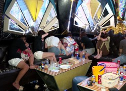 Đột kích quán karaoke lúc nửa đêm, phát hiện 29 người dương tính ma túy