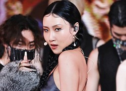 Hwasa hẹn hò doanh nhân hơn 12 tuổ.i, chủ động theo đuổi đàng trai quyết liệt