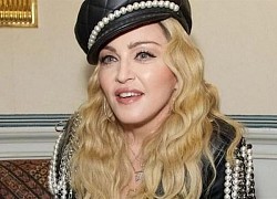 Madonna hoãn chuyến lưu diễn kỷ niệm 40 năm sự nghiệp ca hát