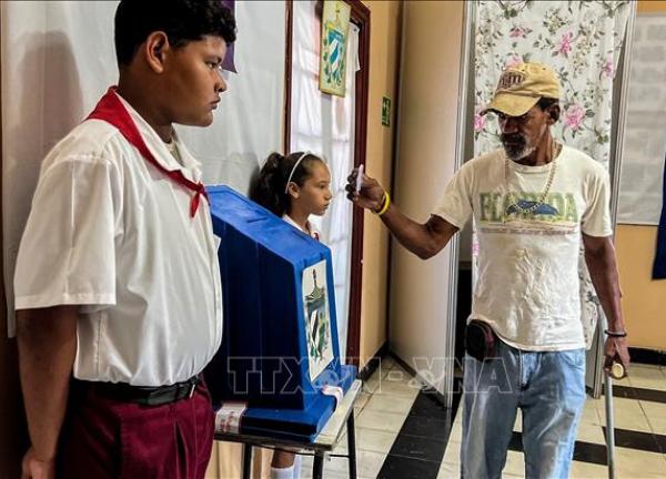 Cuba thành lập các hội đồng nhân dân địa phương