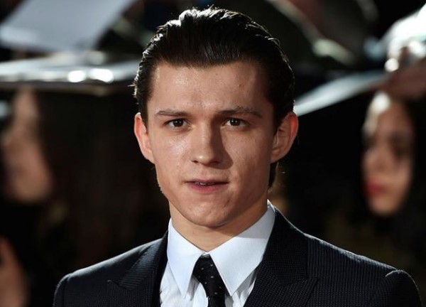 Tài tử Tom Holland tuyên bố ngừng diễn trong một năm