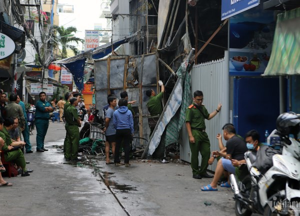 Cháy nhà ở TP Nha Trang, 3 ông cháu tử vong