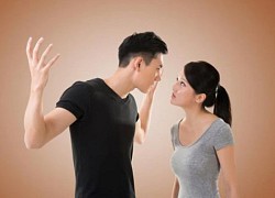 Chồng đập nồi cơm điện khi biết tôi đòi nợ bạn của anh