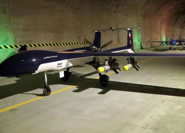 Iran thử nghiệm thành công UAV ném bom đa năng