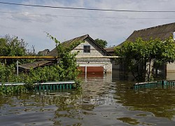 Vụ vỡ đập Kakhovka: Mực nước hạ lưu sông Dnieper có thể bình thường trở lại vào tuần tới