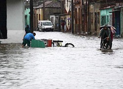 Cuba: 3 người thiệt mạng, hàng nghìn người phải sơ tán do mưa lớn