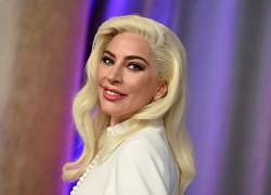 Lady Gaga bị chỉ trích tham tiền khi quảng cáo thuốc đau nửa đầu